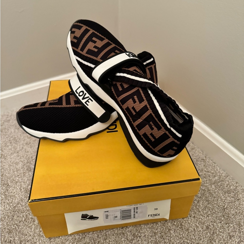 Women’s Fendi Sneakers! Size 39 (US 9) Worn twice! Box and dust bag included